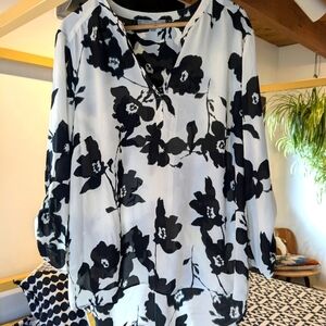 Black and white danielrainn blouse long sleeve high-low size XXL